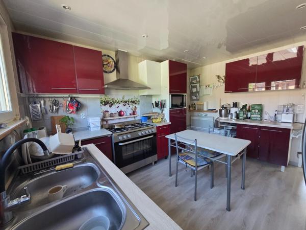 Maison familiale rénovée de 118 m² avec 4 chambres