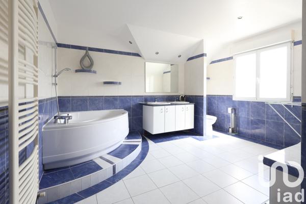 Maison à vendre 7 pièces 179 m² Valleiry