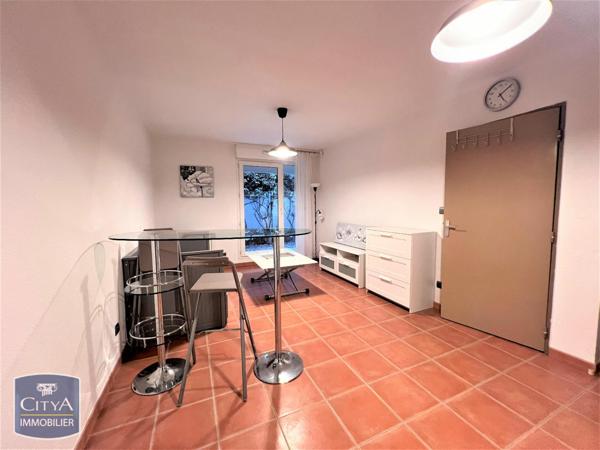 Appartement à louer 2 pièces 37.16m² Avignon (84000)