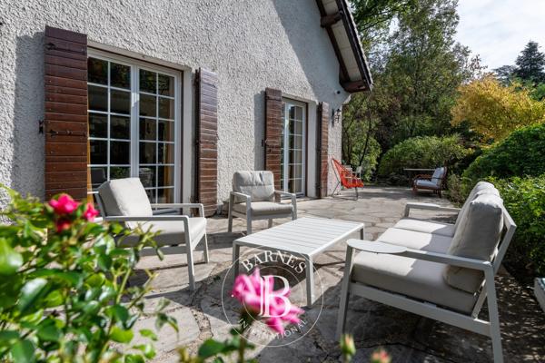 Écully, Maison 5 Chambres -  277 m² à vendre