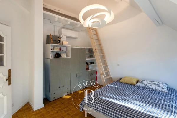 Écully, Maison 5 Chambres -  277 m² à vendre