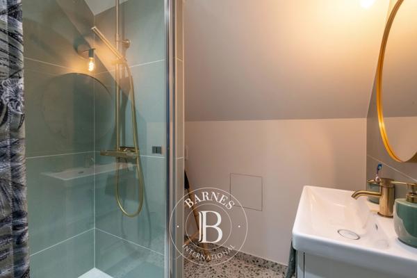 Écully, Maison 5 Chambres -  277 m² à vendre