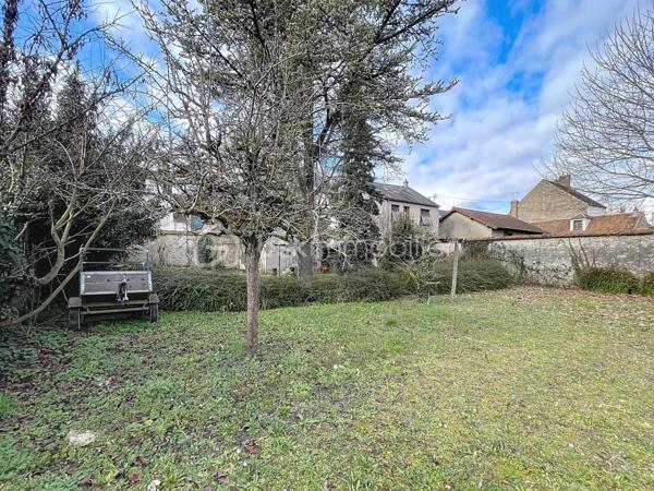 Maison de village de 90 m²