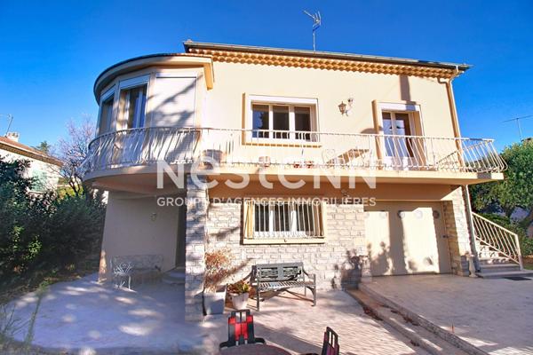 À VENDRE - Maison familiale 7 pièces avec deux logements à Draguignan