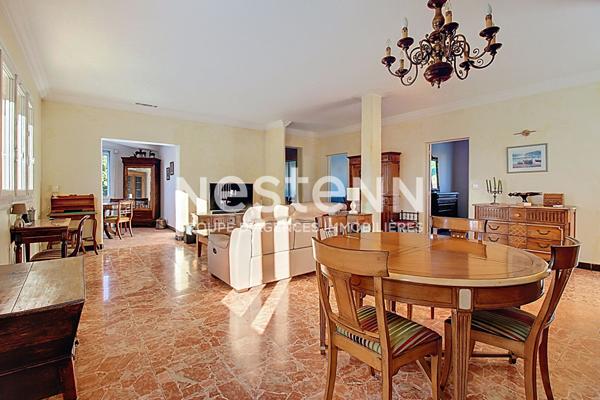 À VENDRE - Maison familiale 7 pièces avec deux logements à Draguignan