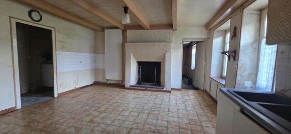 Maison à Fomperron 4 pièce(s) ,107 m2, Fomperron 79340
