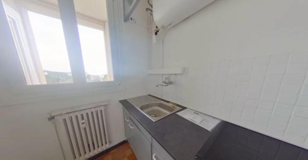 APPARTEMENT T2 A LOUER - CALUIRE ET CUIRE 40.7 m 2 727 € charges comprises par mois