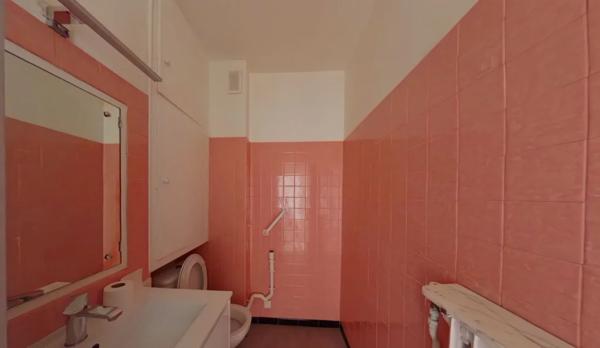 APPARTEMENT T2 A LOUER - CALUIRE ET CUIRE 40.7 m 2 727 € charges comprises par mois