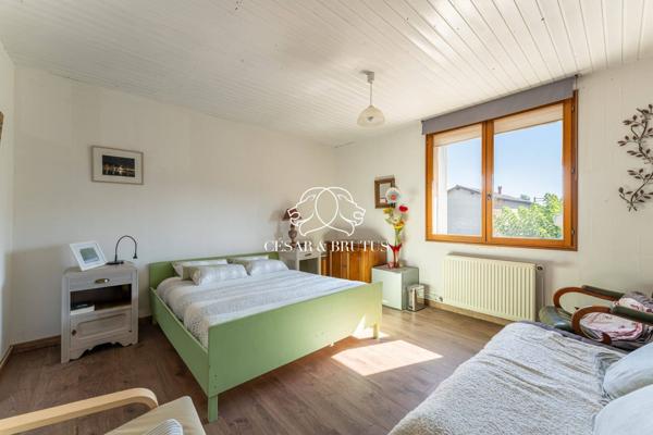 Maison 7 pièces de 189 m² – Saint-Didier-de-Formans – Terrain divisible de 1 037 m²