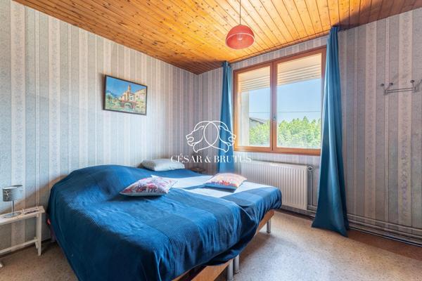 Maison 7 pièces de 189 m² – Saint-Didier-de-Formans – Terrain divisible de 1 037 m²