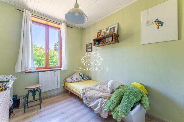 Maison 7 pièces de 189 m² – Saint-Didier-de-Formans – Terrain divisible de 1 037 m²