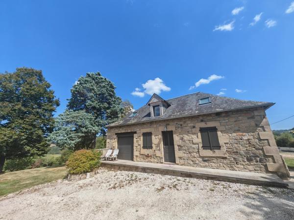 Ensemble immobilier en pierre avec beaucoup de cachet !