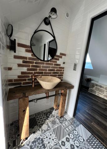 Ensemble immobilier en pierre avec beaucoup de cachet !