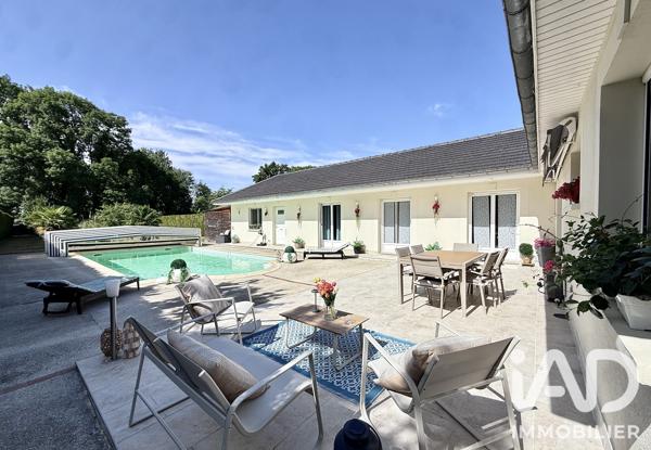 Maison à vendre 7 pièces 174 m² Saint-Lyé