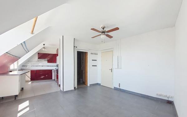 Appartement à vendre    2 pièces • 35,21 m2 Tours