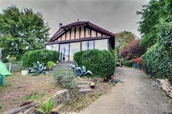 Maison Triel Sur Seine 5 pièce(s) 74 m2 €319 000 ** - Référence 1027