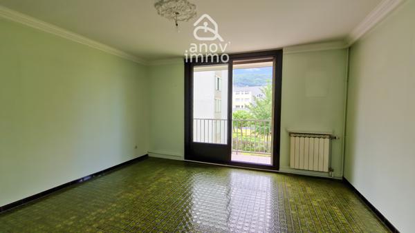Appartement
                                                                                                                                                                                                                                                                                                                        3 pièce(s)                                                                                                                                                                                                          2 chambre(s)                                                                                                                                                                                                          60  m²