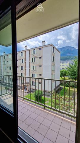 Appartement
                                                                                                                                                                                                                                                                                                                        3 pièce(s)                                                                                                                                                                                                          2 chambre(s)                                                                                                                                                                                                          60  m²