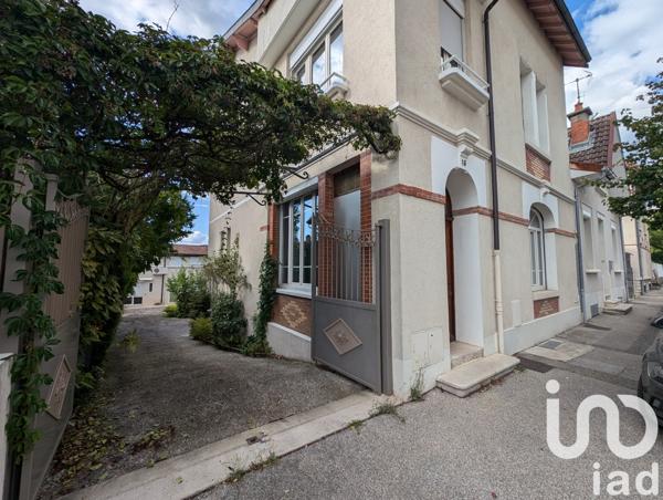 Maison à vendre 8 pièces 224 m² Oyonnax