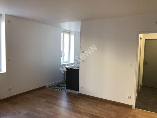 T2 MODERNE AVEC PARKING - CERNAY / POMMERY