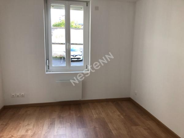 T2 MODERNE AVEC PARKING - CERNAY / POMMERY