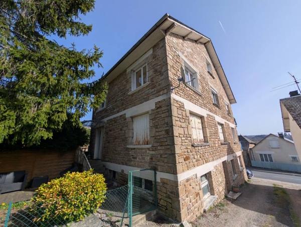 Maison à vendre |  Le Lonzac |  15 pièces | 243,1 m²