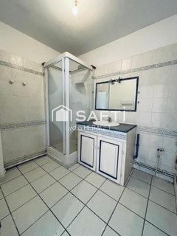 T2 charme et potentiel à deux pas des commodités