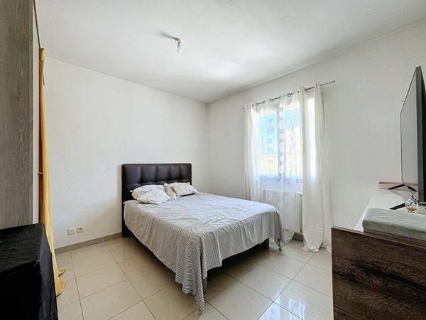 Maison à vendre    6 pièces •  Bourg-lès-Valence