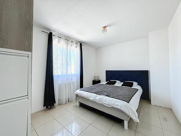 Maison à vendre    6 pièces •  Bourg-lès-Valence