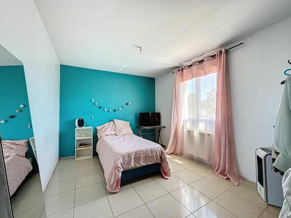 Maison à vendre    6 pièces •  Bourg-lès-Valence