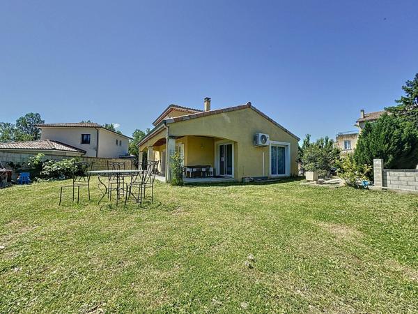 Maison à vendre    6 pièces •  Bourg-lès-Valence