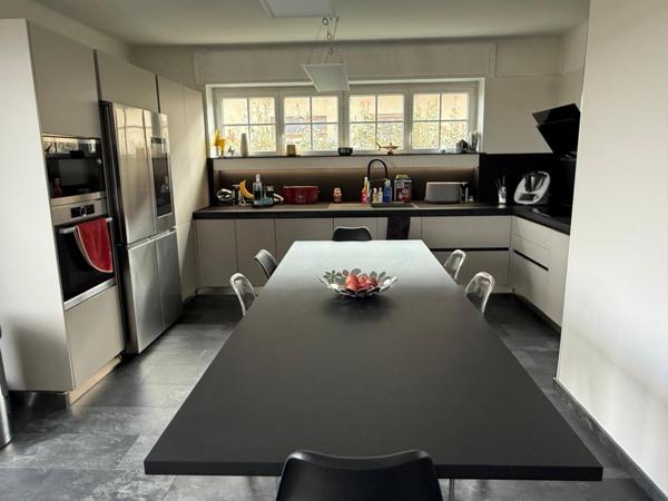 Maison traditionnelle dans une belle impasse