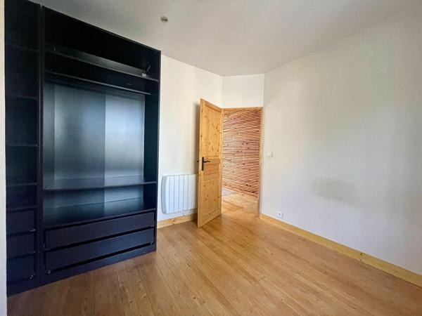 Echoppe 84m2 3ch jardin garage Saint -Genes