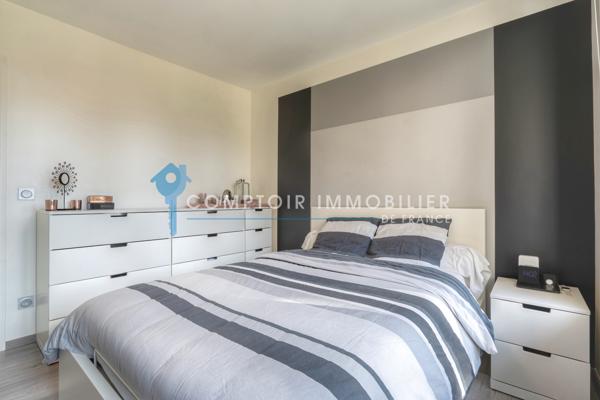 Appartement
                                                                                                                                                                                                                                                                                                                        4 pièce(s)                                                                                                                                                                                                          2 chambre(s)                                                                                                                                                                                                          74  m²
