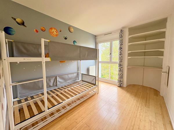 Appartement Verrieres Le Buisson 4 pièce(s) 90 m2