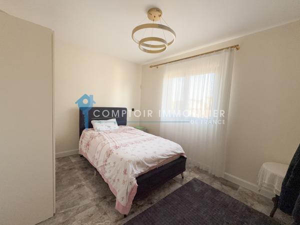Maison
                                                                                                                                                                                                                                                                                                                        9 pièce(s)                                                                                                                                                                                                          7 chambre(s)                                                                                                                                                                                                          244  m²