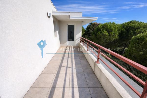 Appartement
                                                                                                                                                                                                                                                                                                                        3 pièce(s)                                                                                                                                                                                                          2 chambre(s)                                                                                                                                                                                                          76  m²