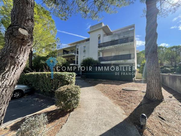 Appartement
                                                                                                                                                                                                                                                                                                                        3 pièce(s)                                                                                                                                                                                                          2 chambre(s)                                                                                                                                                                                                          76  m²