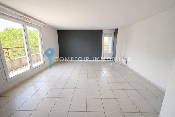Appartement
                                                                                                                                                                                                                                                                                                                        3 pièce(s)                                                                                                                                                                                                          2 chambre(s)                                                                                                                                                                                                          76  m²
