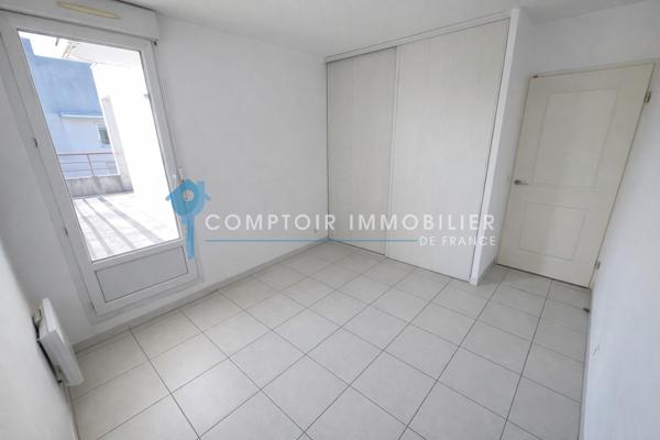 Appartement
                                                                                                                                                                                                                                                                                                                        3 pièce(s)                                                                                                                                                                                                          2 chambre(s)                                                                                                                                                                                                          76  m²