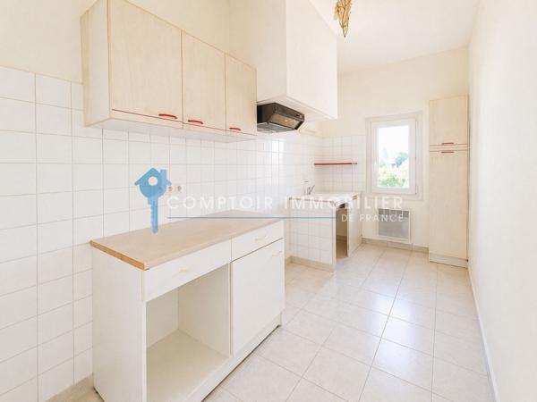 Appartement
                                                                                                                                                                                                                                                                                                                        3 pièce(s)                                                                                                                                                                                                          2 chambre(s)                                                                                                                                                                                                          67  m²