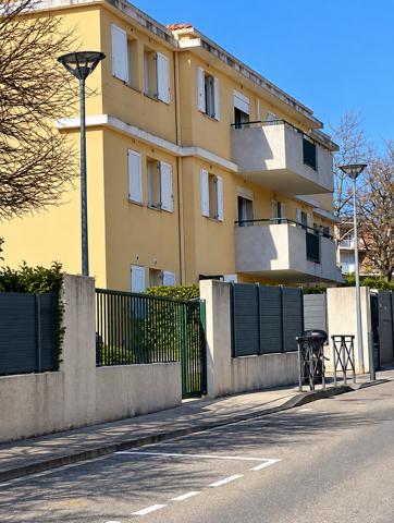 T3 64 m2 avec balcon et garage fermé – Marseille 9ème