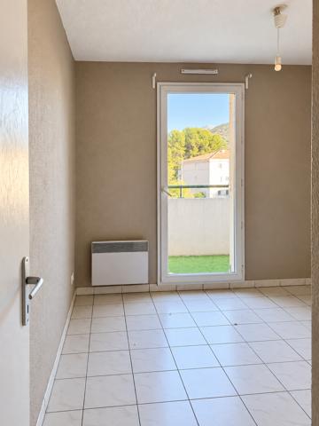 T3 64 m2 avec balcon et garage fermé – Marseille 9ème