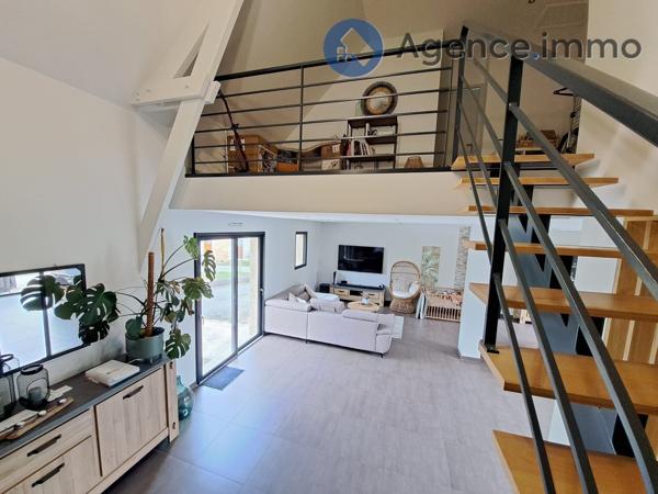 À vendre - Maison plain-pied, 6 pièces située à Écommoy (72220)