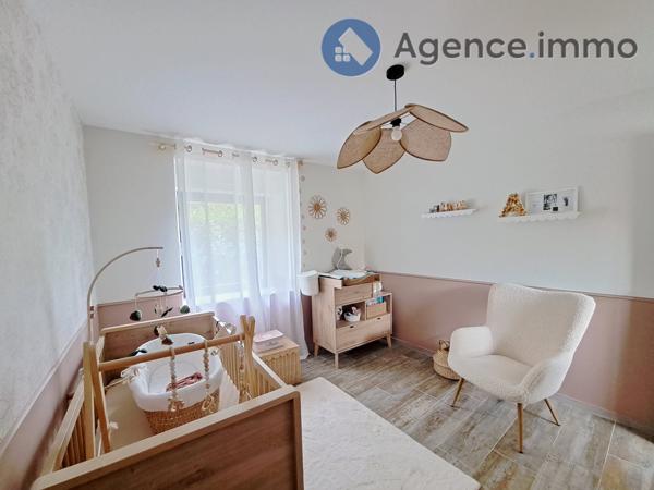 À vendre - Maison plain-pied, 6 pièces située à Écommoy (72220)