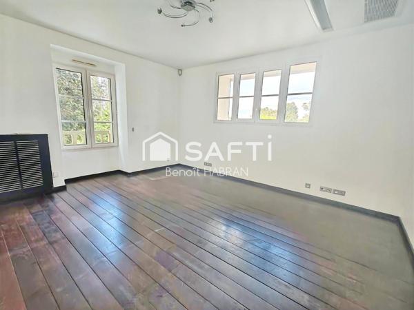 Maison de 650M2 ,14 pièces, terrain de 3412m2