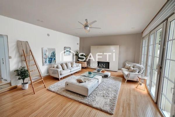 Maison de 650M2 ,14 pièces, terrain de 3412m2