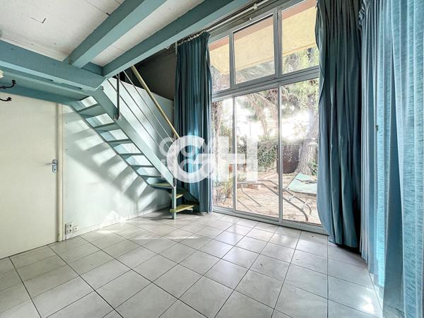 A vendre PERPIGNAN (66000) : maison T9 (223 m²) AVEC PISCINE