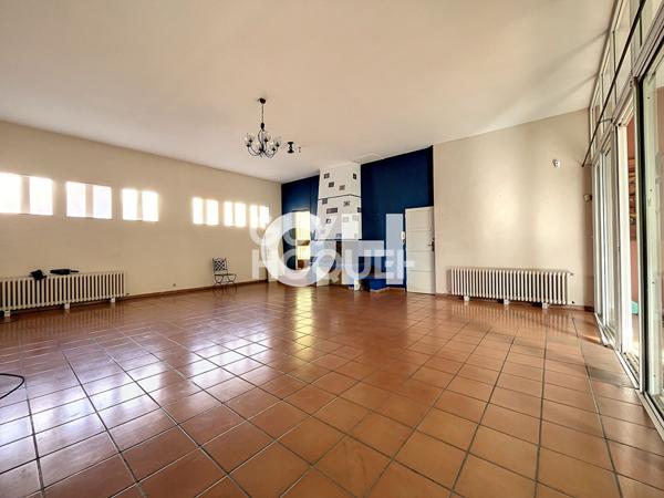 A vendre PERPIGNAN (66000) : maison T9 (223 m²) AVEC PISCINE