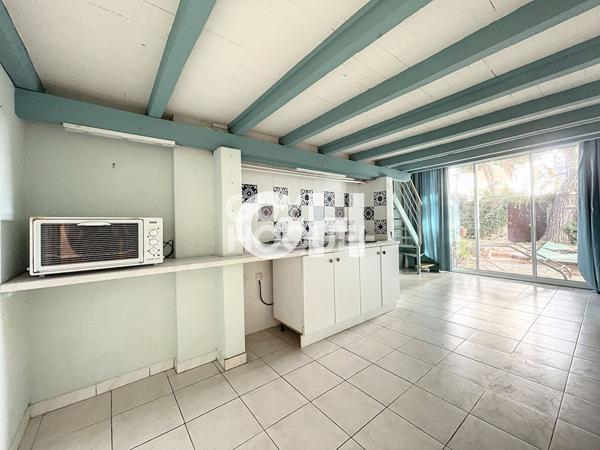A vendre PERPIGNAN (66000) : maison T9 (223 m²) AVEC PISCINE